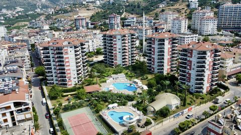 Appartement gelegen op loopafstand van de Middellandse Zee Introductie van dit prachtige 2+1 appartement gelegen in de pittoreske wijk Cikcilli van Alanya, op slechts een steenworp afstand van de Middellandse Zee. Dit ruime en stijlvolle appartement ...