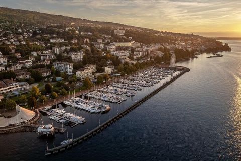 Dit vakantiecomplex met in totaal 159 appartementen van verschillende grootte ligt aan de zuidelijke oever van het Meer van Genève, op 800 m van het stadscentrum.Alle wooneenheden hebben een balkon of terras. De moderne appartementen zijn verdeeld ov...