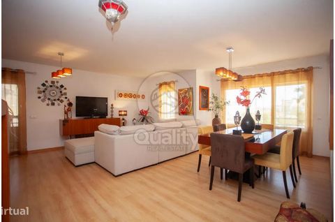 4 BEDROOM APARTMENT IN QUINTA DA LOMBA Excellent opportunity, it is a 5-room property, from the year 2007. Very spacious property, with a total area of 173.20 m2, with a floor area of 156.20 m2, on the 1st floor. Composed of: - Living room with great...