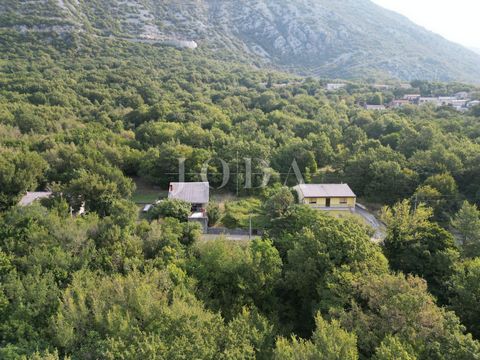 Location: Primorsko-goranska županija, Kraljevica, Križišće. ID CODE: 6081 Josip Šikić, mag.oec Agent s licencom Mob: +385 91 890 4694 Tel: +385 51 403 771 E-mail: info@joda-nekretnine.hr www.joda-nekretnine.hr