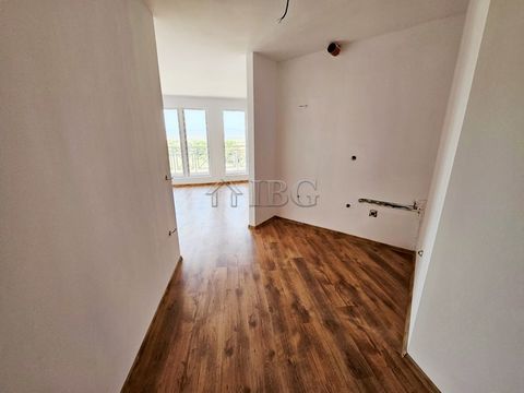 . Big Studio with balcony in Sunny Day 6, Sunny Beach We are pleased to offer a new spacious studio with balcony, located on the 4th floor in complex Sunny Day 6. Sunny Day 6 is a gated complex located at 3 km from the beach and offering 6 swimming p...