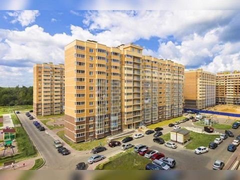 Продается 1-комн. квартира, площадью 26 кв.м. Возможен вариант покупки с использованием ипотечных средств. Жилая площадь 18 м2, кухня 6 кв. м, типовой ремонт, комнаты изолированные, совмещенных санузлов - 1, балконов - нет. Квартира располагается на ...