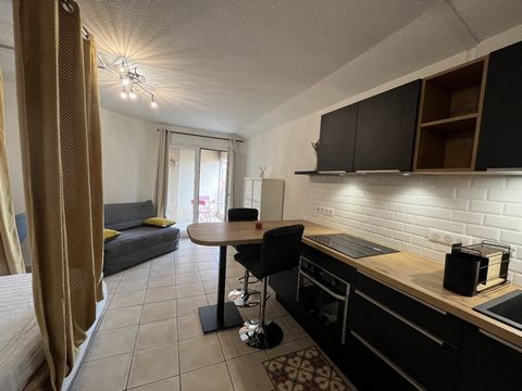 Saint-Michel district (31 400), 10 minutes walk from the Saint-Michel metro, close to all amenities (near the courthouse, schools and university) T1 bis of 27 m², furnished and renovated with fully equipped kitchen and loggia, Located on the 4th and ...