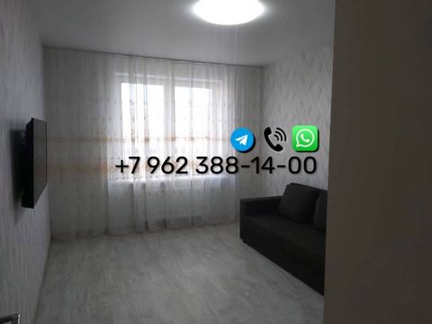 Сдается двушка недалеко от центра города, по адресу: улица Короткова, 8, Гулькевичи. Это идеальный выбор для тех, кто ищет комфортное и современное жилье! Техника для дома: Холодильник, Кухонная плита, Стиральная машина, Электрический чайник, Пылесос...