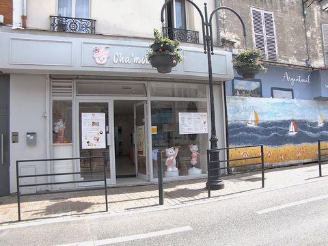 LOCAL COMMERCIAL CENTRE VILLE D ARGENTEUIL 60 M2 dû