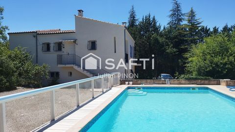 Maison de 166 m² avec Piscine proche d'Apt