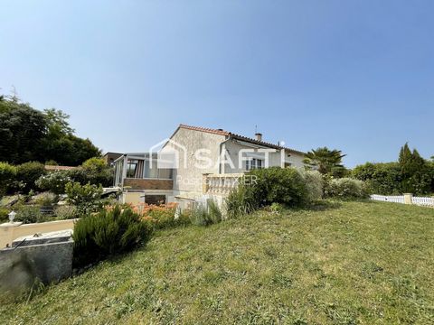 Maison avec piscine et un beau terrain arboré
