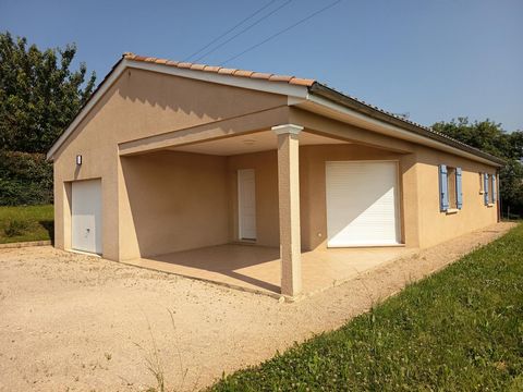 Aux amoureux du calme , à 10min de Mâcon maison de plein pied sans travaux à prévoir sera idéale pour vos futurs projets