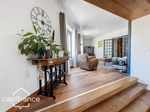 Dpt Deux Sèvres (79), à vendre THOUARS maison P6 de 168 m² - Terrain de 345,00 m²
