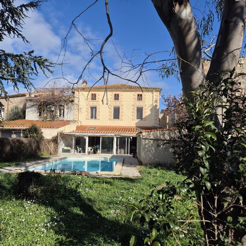 Maison de Maître du 19ème siècle dans un charmant Village Catalan à SAINT JEAN LASSEILLE