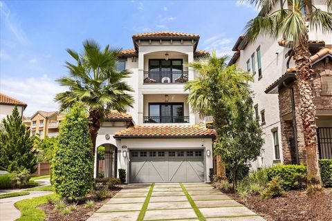 Expect to be impressed with this STUNNING three-story estate home in Lakeside at Toscana, a secure gated community on Spring Lake in desirable Dr. Phillips. The interior design reflects a fresh contemporary look in its features, finishings and color ...
