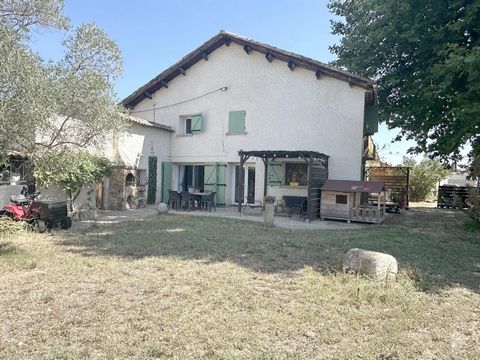 A VENDRE SUR LAPALUD (84) - MAS PROVENCAL DE 201 m² env. HABITABLES SUR 2000 m² DE TERRAIN CONSTRUCTIBLE