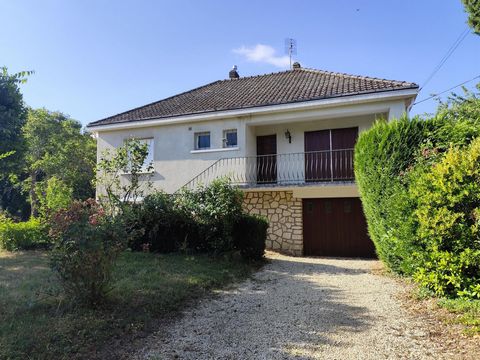 BELLE MAISON DES ANNEES 70 - GRAND TERRAIN
