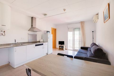 This clean and tidy apartment is situated in Malgrat de Mar. Ideal for a family, there is 1 bedroom and can accommodate 4 guests. Equipped with all modern amenities, it offers to be a perfect holiday destination near the beach. The nearest restaurant...