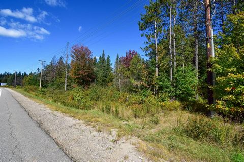 True wilderness within walking distance from services and school. This 14 acre land is located near the village at 5 minutes from Lac-Simon. Build here the country home of your dreams. Many mature trees including a large plantation of red pines. Ther...