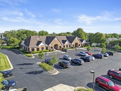 Paul Proano Properties has been exclusively chosen to market the well-known Hunt Club Professional Building in Gurnee, IL. The subject property is a six-unit 15,088 rentable square foot office building that is currently 77% percent occupied by four t...