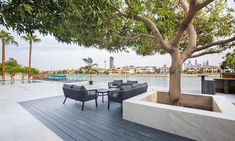 Уникальная вилла для аренды в Дубае с потрясающим видом на море на острове Пальма Джумейра и частным пляжем приглашает своих гостей. Эта вилла предлагает 8 просторных спален, где вы сможете наслаждаться комфортным проживанием. Полностью оборудованная...