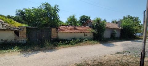 Call now and quote this CODE: 626410 Description ONE-STOREY HOUSE In the village of Mogila, municipality. Kaspichan. The house has an approximate area of 80 sq.m, distributed in a kitchen, three rooms, a bathroom with toilet and a closet. The plot ha...