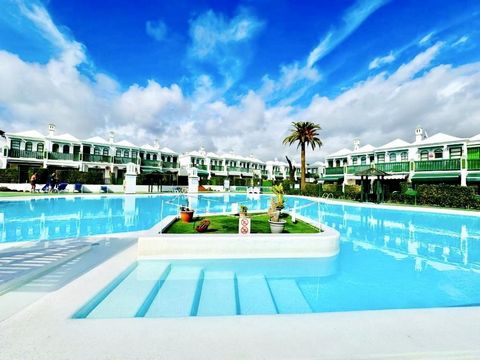 Wir bieten unseren Kunden die Möglichkeit, diese Maisonette in Maspalomas zu erwerben, die sich im Bereich des Golfplatzes von Maspalomas befindet. Das Hotel liegt in einer sehr ruhigen Gegend, in einer gepflegten Anlage mit Gartenbereichen und einem...