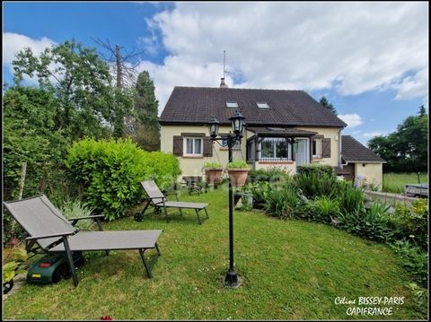 Pavillon à vendre 5 chambres, terrain 1500 M2 pièces LES BORDES (89)