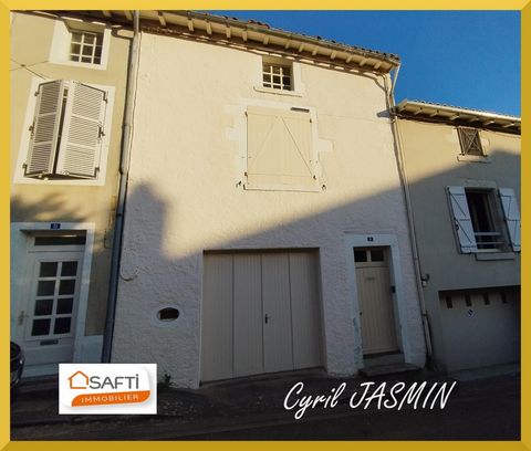 Maison de bourg avec terrasse et garage