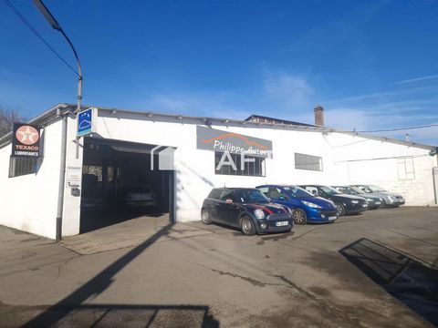 Immeuble à usage professionnel