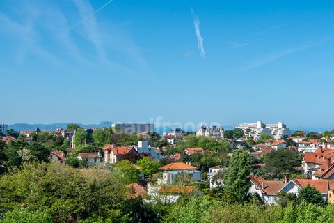 Appartement de 64m2 à vendre 3 pièces BIARRITZ (64), vue imprenable ville, montagnes, océan