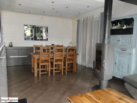 Drucat : Propriété, maison 115m², 4 Chb., terrain 6000m², 4 box à chevaux 120m².