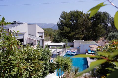 Maison d 'exeption dans un environnement privilégié!