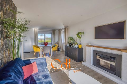 Belle maison à Santec avec vue à perte d'horizon, beaux volumes et dépendance en plus !