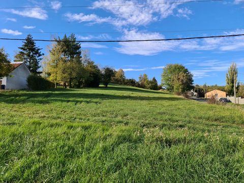 Terrain 808m2à viabiliser