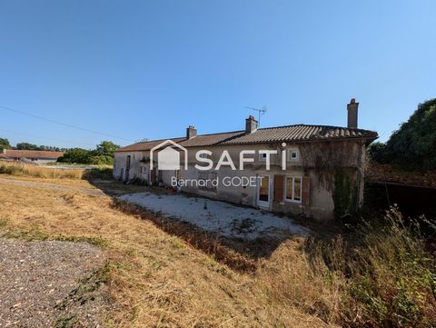 maison à rénover avec petite dépendance habitable.