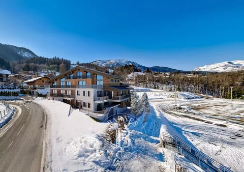 An Exclusive, Intimate Development at the Foot of the Kandahar Ski Slope in Les Houches This exclusive development is located just a few meters from the Bellevue cable car and local shops. It perfectly combines the authentic charm of mountain chalets...