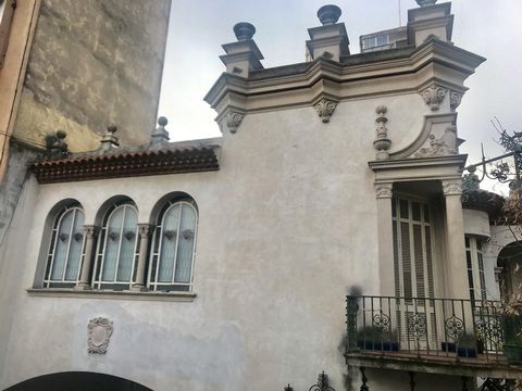 PALACETE Gebouw te koop in Buenos Aires, Argentinië Nicasio Oroño Controleer de prijs Te koop in Caballito, Hoofdstad Federaal Speciale zaken PALEIS IN CATALAANSE STIJL Uitzonderlijke PALACETE, gelegen in het hart van de stad Buenos Aires, wijk Cabal...