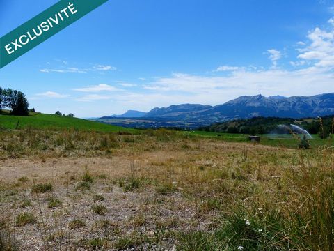 Terrain viabilisé avec une vue exceptionnelle!