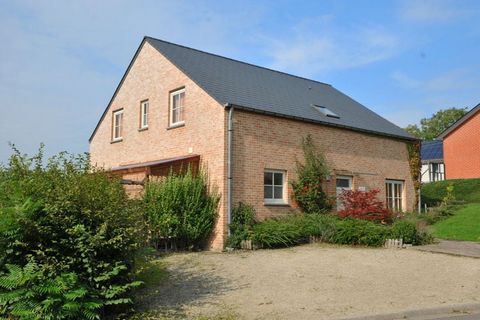 This new home is located in Somme-Leuze, suitable for 10 adults and 2 children, and has an outdoor hot tub, sauna and 5 bedrooms. Equipped for wheelchair users. On the ground floor is the spacious living room with a cozy wood stove. The dining room h...