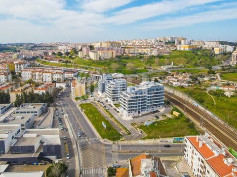 Plot of land, 320 sqm, with approved project and licenses under payment for the construction of 1679 sqm house above ground, with garage and elevator, in a location with big potential for future appreciation, Avenida Elias Garcia, Venteira, Amadora. ...