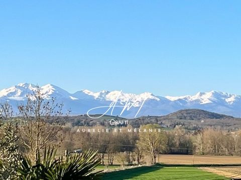 Villa récente avec vue imprenable sur les Pyrénées