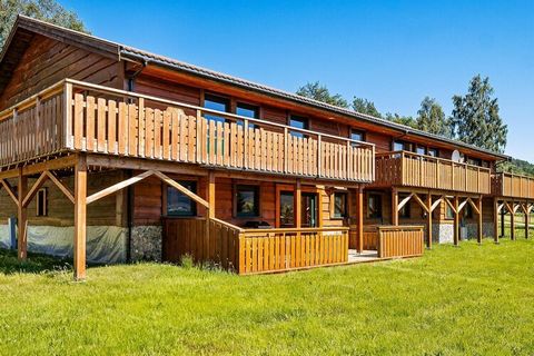 Great holiday apartment with swimming pool, directly by the fjord surrounded by a fantastic fjord and mountain landscape. Holiday apartment with sauna, combined living room and kitchen. In the living room there is, among other things, a double sofa b...