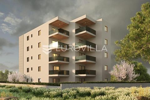 SEGET S11 - two-room apartment on the third floor, surface area 59.45 m2. It consists of an entrance hall, a living room with a dining room and an open floor plan kitchen, two bedrooms, one bathroom, a toilet and a balcony. It has one outdoor parking...