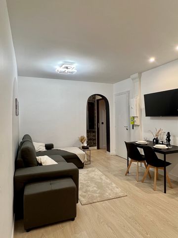 **This modern and stylish accommodation is ready to welcome you for your stay at the gates of Paris.** Porte de Versailles and Palais des Sports are just a 5-minute walk away. It is perfectly located: several metro, bus, tramway, and bike lines allow...