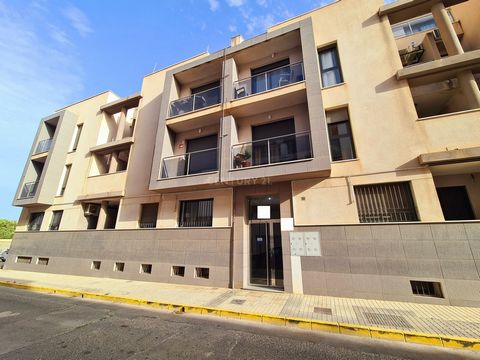 Exclusive investment opportunity in El Ejido, Almeria! We present this magnificent penthouse office, ideal for investors looking for a commercial property with high profitability potential. With two bedrooms and two bathrooms, this office offers the ...