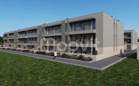 Nieuwe T3, in Águas Santas, goede buurt, met 3 suites en garage - 239.900€ Op het oosten Plant met een geweldige lay-out. Speciale Pre-Release Prijs! Met in totaal 54 appartementen heeft het typologieën T1, T1+1, T2, T2+1 en T3, verdeeld over 3 verdi...