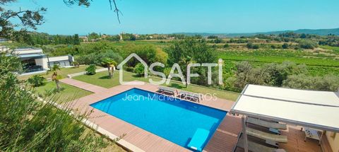 Ideally located close to the city center and all its amenities, you dream of a contemporary villa with a high standing flat roof with panoramic views without any vis-à-vis in quiet... Modern villa of type 5 sh250m 2 on a large plot of 3000m 2 in a gr...