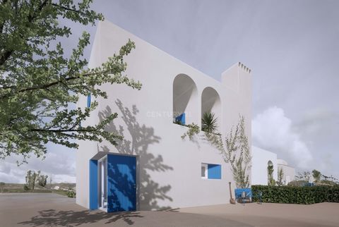 Plot of land in the village of Sagres, in a privileged location, close to the Church, Supermarkets, Sagres Market, Restaurants, a 15-minute walk from the beaches, and other privileges that only the village of Sagres itself has to offer. With the foll...