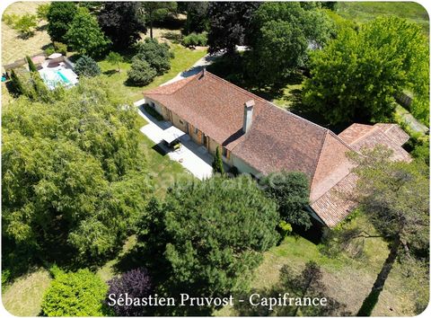 Propriété à vendre 7 pièces LES LECHES (24) 200m², 5 chambres, Terrain 10000m², Grange 150 m², Piscine, Sans travaux