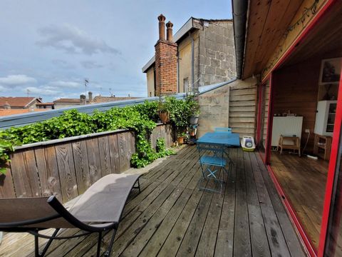 Echoppe rénovée avec terrasse