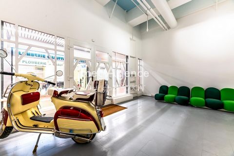 Murs à vendre Rue de Sèvres en proximité immédiate du Bon Marché