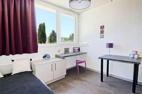 MONTPELLIER FAC LETTRES ET SCIENCES STUDIO TOUT EQUIPE