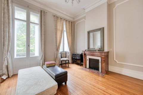photo no. 12